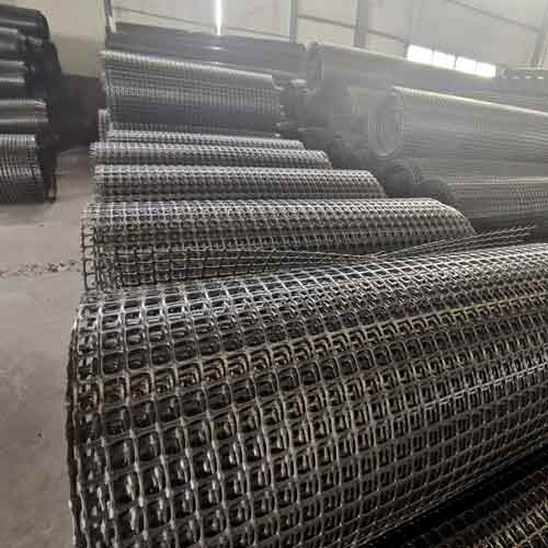 Factory Direct Sale 80kn Plastic/Fiberglass/Steel Plastic Geogrid for Road Reinforcement