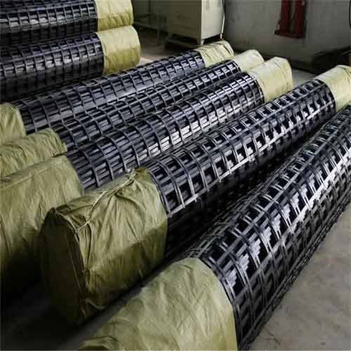 Geogrid Mesh for Landfill Liners & Erosion Control