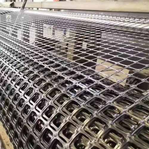 Reinforcing Soil Stability with Uniaxial Geogrid